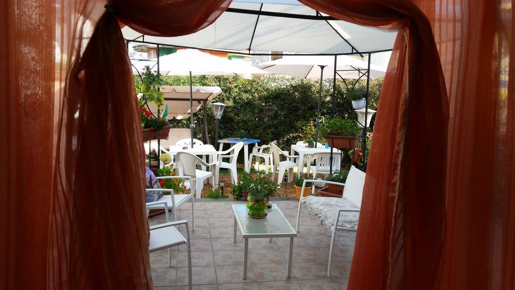 Beb I Delfini Di Casa Paola Bed and Breakfast Mascali Buitenkant foto