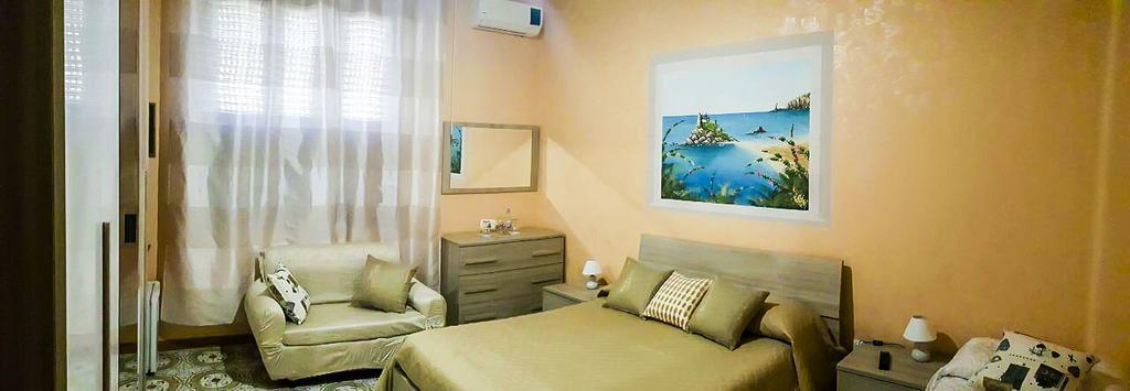 Beb I Delfini Di Casa Paola Bed and Breakfast Mascali Buitenkant foto